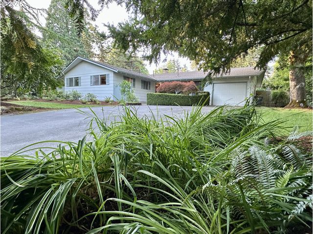 145 S RIDGE Dr, Portland, OR 97219