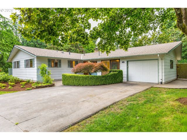 145 S RIDGE Dr, Portland, OR 97219
