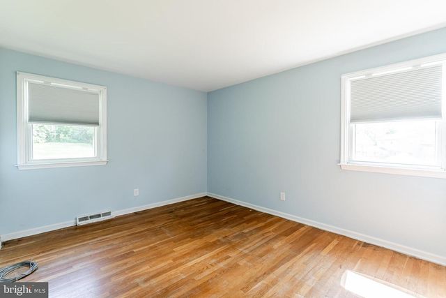 823 GRANDE LN, Hockessin, DE 19707
