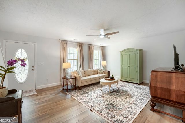 181 Bishop Road NW, Cartersville, GA 30121