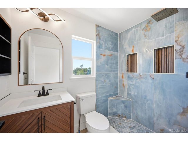 19036 E Ithaca Pl, Aurora, CO 80013