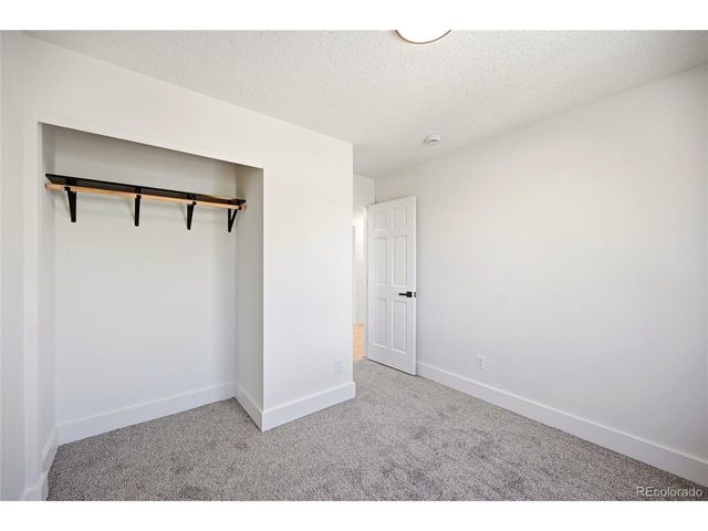 19036 E Ithaca Pl, Aurora, CO 80013