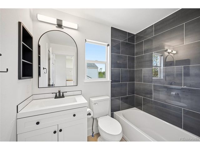 19036 E Ithaca Pl, Aurora, CO 80013