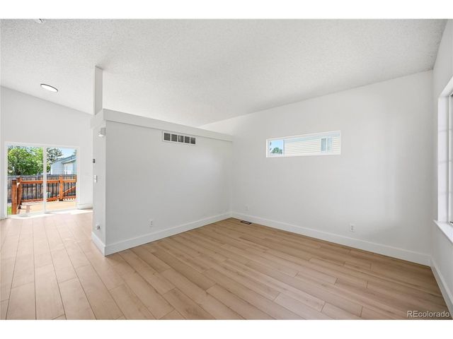 19036 E Ithaca Pl, Aurora, CO 80013