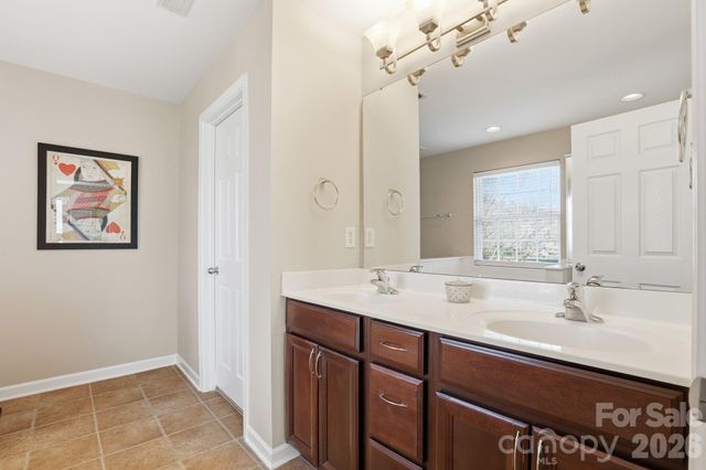 5938 Union Pacific Avenue, Charlotte, NC 28210