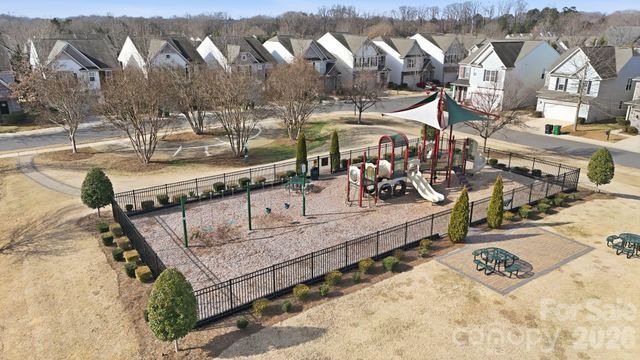 5938 Union Pacific Avenue, Charlotte, NC 28210