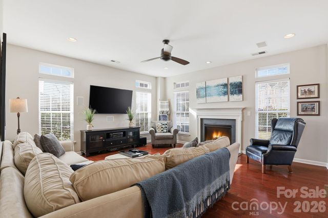 5938 Union Pacific Avenue, Charlotte, NC 28210