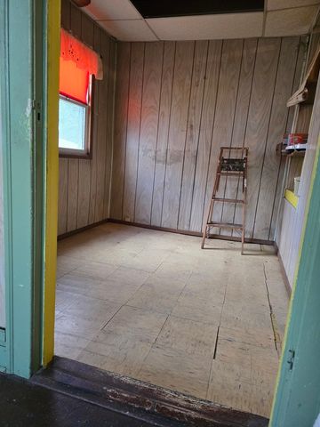 7554 S Saint Lawrence Avenue, Chicago, IL 60619