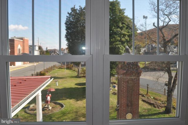 540 S 2ND ST, Lykens, PA 17048