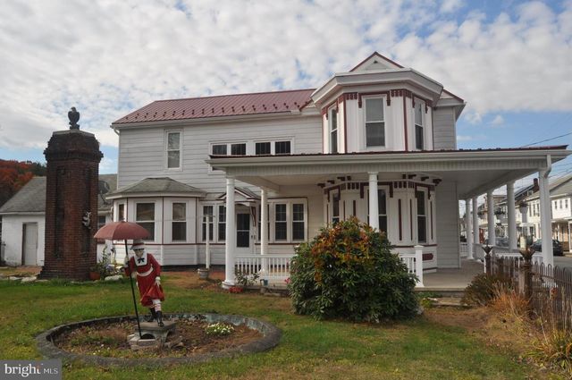 540 S 2ND ST, Lykens, PA 17048