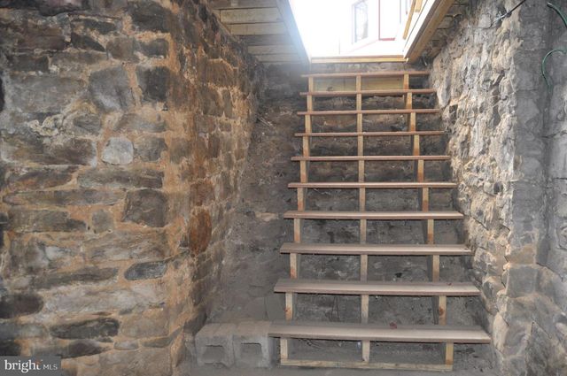 540 S 2ND ST, Lykens, PA 17048