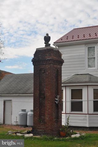 540 S 2ND ST, Lykens, PA 17048