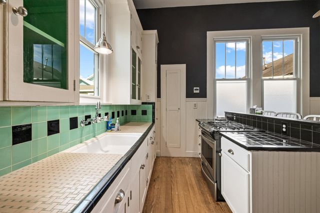 2112 Ursuline, Galveston, TX 77550