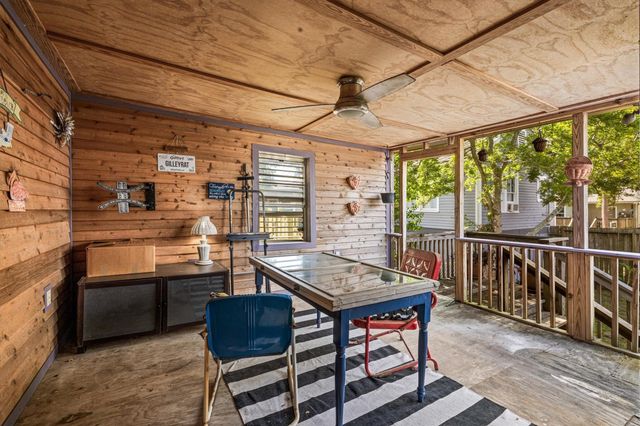 2112 Ursuline, Galveston, TX 77550