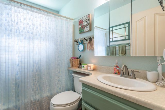 14240 Gordon Drive, Bella Vista, CA 96008