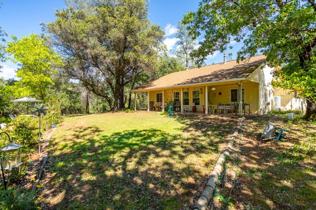 14240 Gordon Drive, Bella Vista, CA 96008