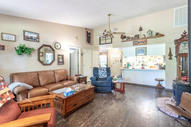 14240 Gordon Drive, Bella Vista, CA 96008