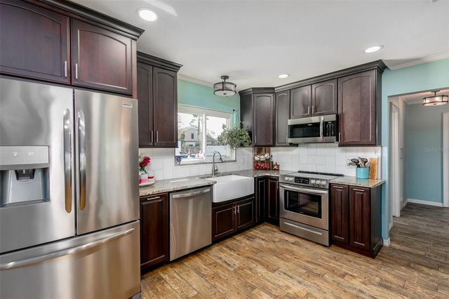 3601 56TH STREET N, St Petersburg, FL 33710