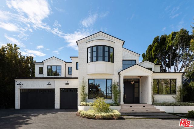 415 N Cliffwood Avenue, Los Angeles, CA 90049