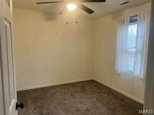 227 N Douglas Street, Hillsboro, IL 62049