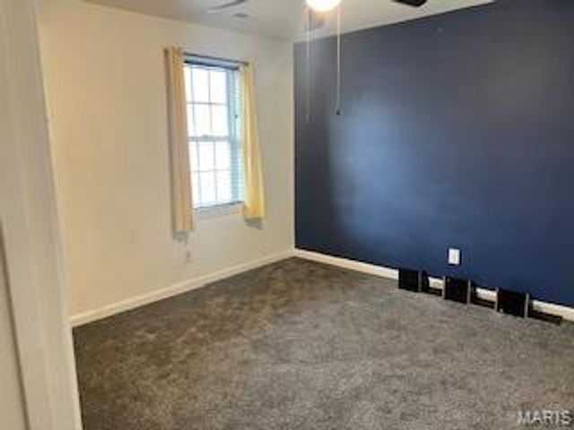 227 N Douglas Street, Hillsboro, IL 62049