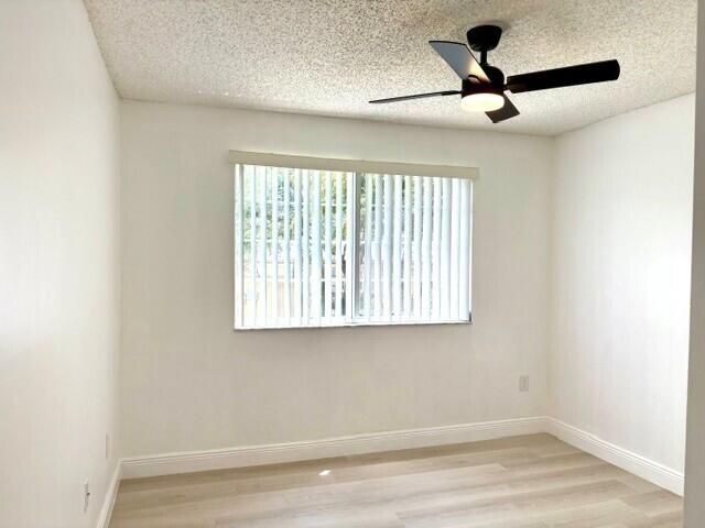 100 Crestwood Court N 108, Royal Palm Beach, FL 33411