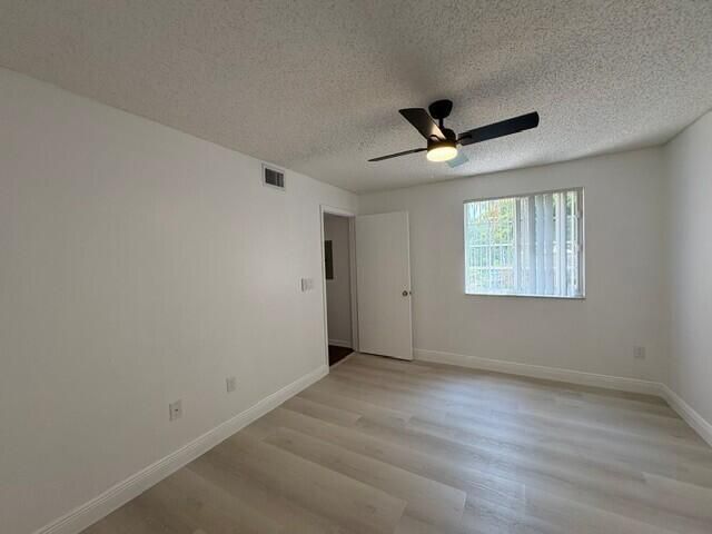 100 Crestwood Court N 108, Royal Palm Beach, FL 33411