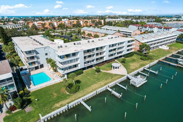 719 PINELLAS BAYWAY S 110, Tierra Verde, FL 33715