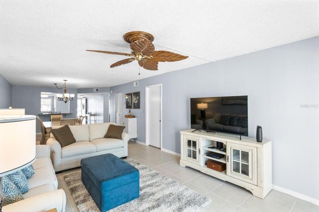 719 PINELLAS BAYWAY S 110, Tierra Verde, FL 33715