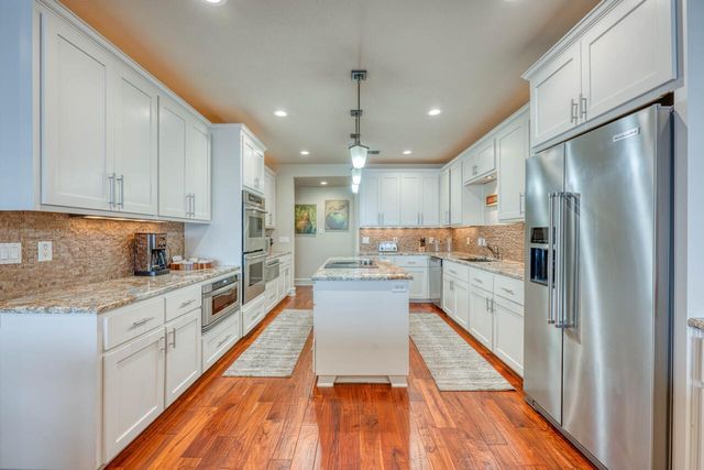 1103 The Cape RD 2, Horseshoe Bay, TX 78657