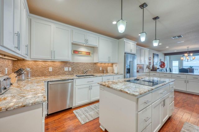 1103 The Cape RD 2, Horseshoe Bay, TX 78657
