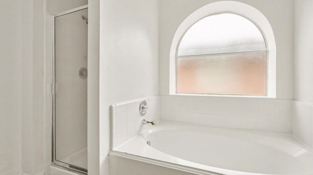 622 Oak Hill Drive, Kemah, TX 77565