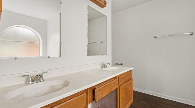 622 Oak Hill Drive, Kemah, TX 77565