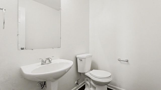 622 Oak Hill Drive, Kemah, TX 77565