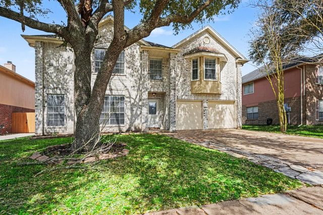 622 Oak Hill Drive, Kemah, TX 77565