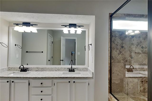 4018 River Rock Way, Woodstock, GA 30188