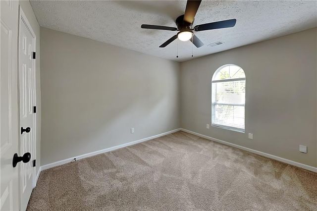 4018 River Rock Way, Woodstock, GA 30188