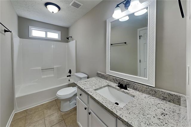 4018 River Rock Way, Woodstock, GA 30188