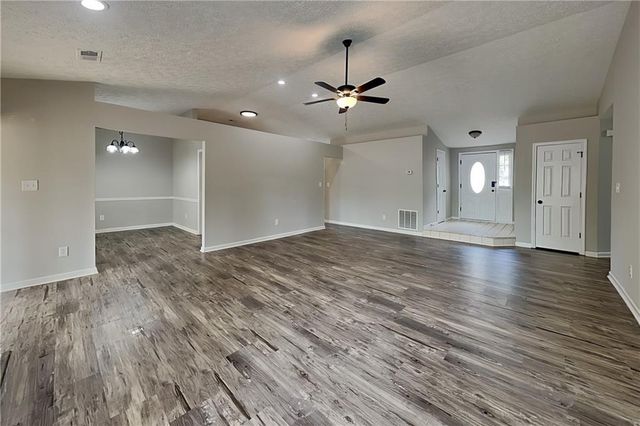 4018 River Rock Way, Woodstock, GA 30188