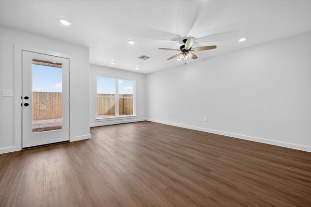 2304 Corpus Avenue, Wolfforth, TX 79382