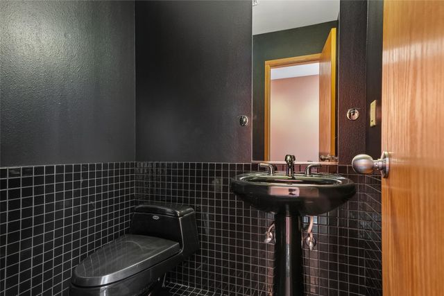 3100 Southern Hills Drive, Des Moines, IA 50321