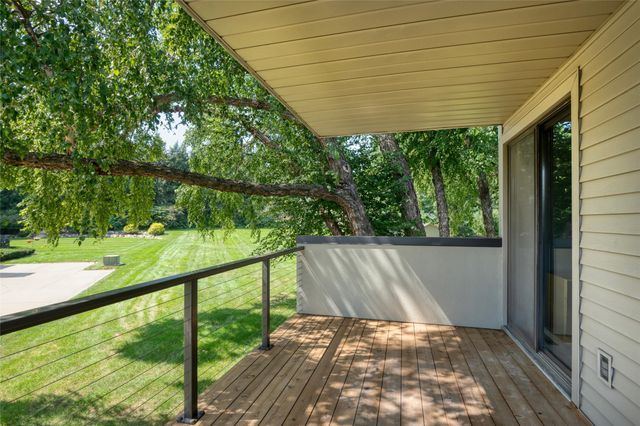 3100 Southern Hills Drive, Des Moines, IA 50321