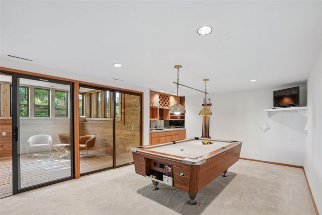 3100 Southern Hills Drive, Des Moines, IA 50321