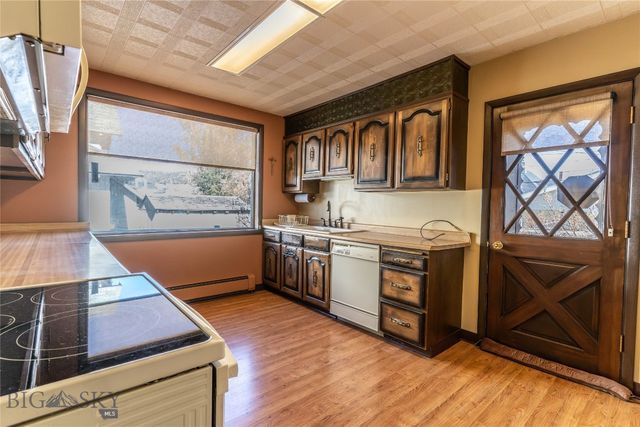 411 Pine Street, Anaconda, MT 59711