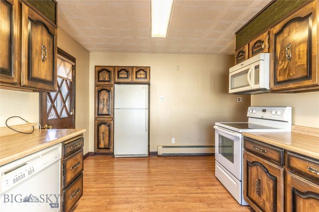 411 Pine Street, Anaconda, MT 59711