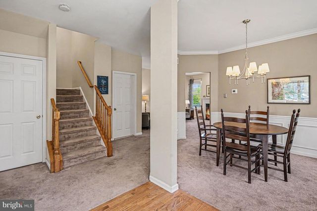 406 NOTTINGHAM LN, Collegeville, PA 19426