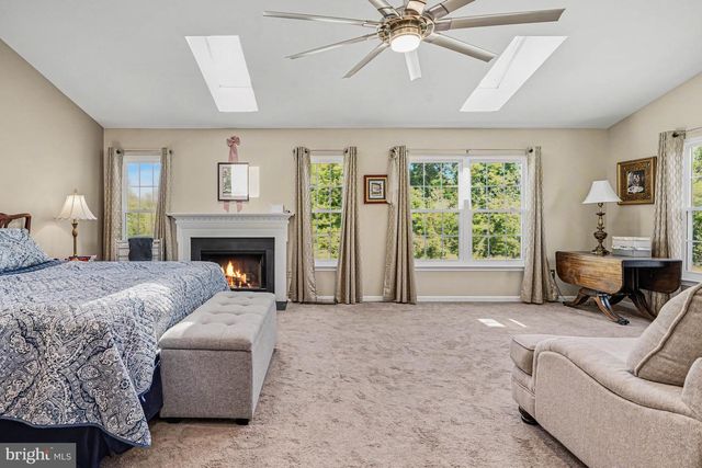 406 NOTTINGHAM LN, Collegeville, PA 19426