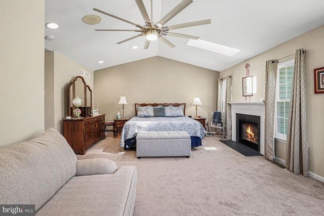 406 NOTTINGHAM LN, Collegeville, PA 19426