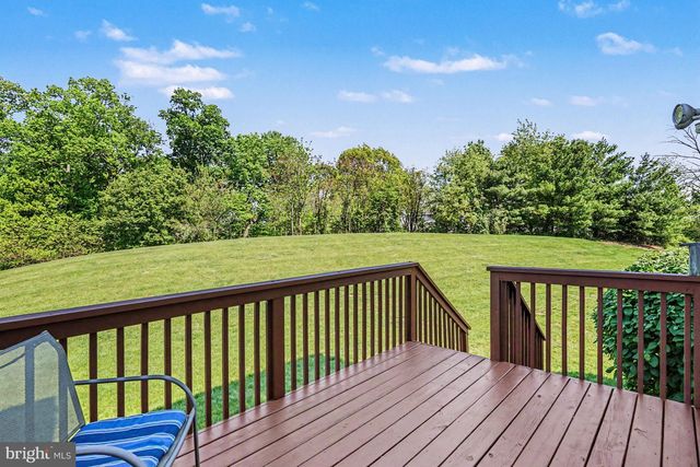 406 NOTTINGHAM LN, Collegeville, PA 19426