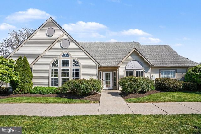 406 NOTTINGHAM LN, Collegeville, PA 19426
